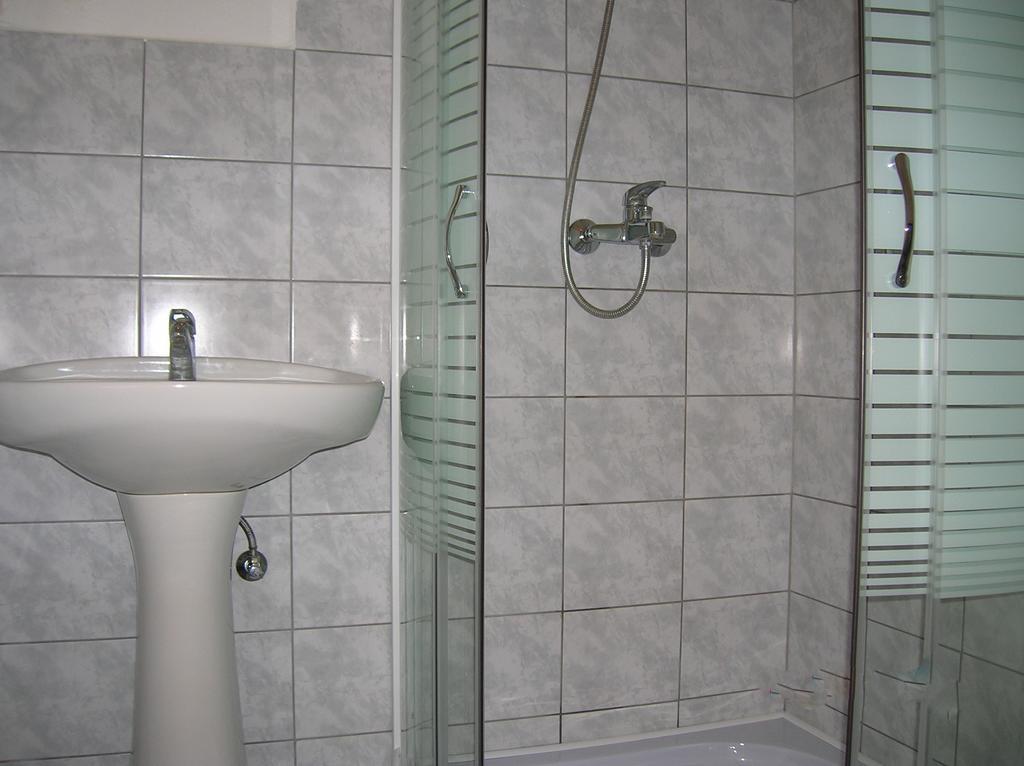 Margareta Apartman Apartment ชาร์วาร์ ภายนอก รูปภาพ